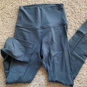 Sea moss lululemon 7/8 align leggings